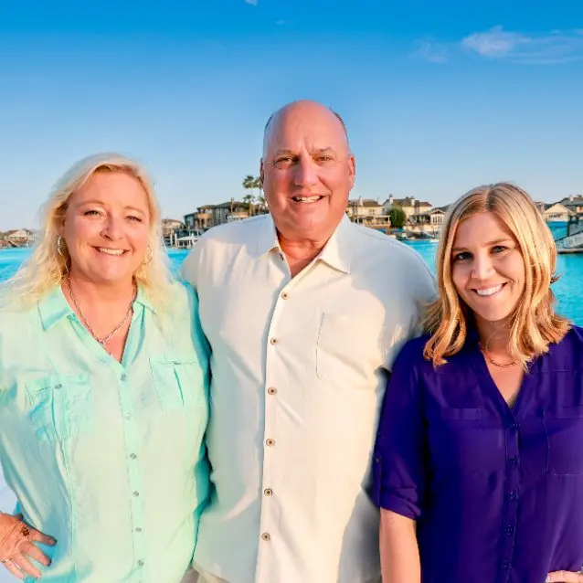 Mike & Jules Guzzardo Team With Jenny Biczkow - Discovery Bay Real Estate Experts